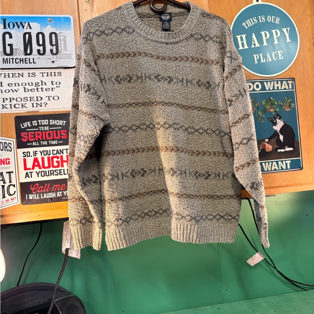Dockers Men's Beige and Olive Crewneck Sweater